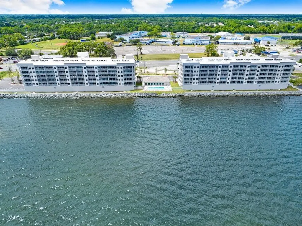 1825 Riverside Drive Titusville FL 32780