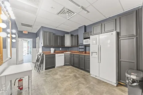 51 N Orlando Avenue Cocoa Beach FL 32931