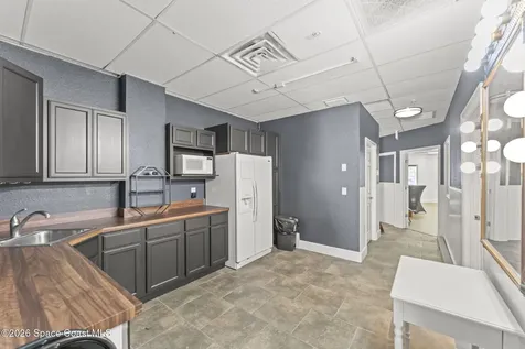51 N Orlando Avenue Cocoa Beach FL 32931