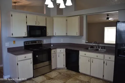 640 Murset Avenue SE Palm Bay FL 32909