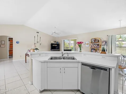 953 Del Mar Circle Melbourne FL 32904