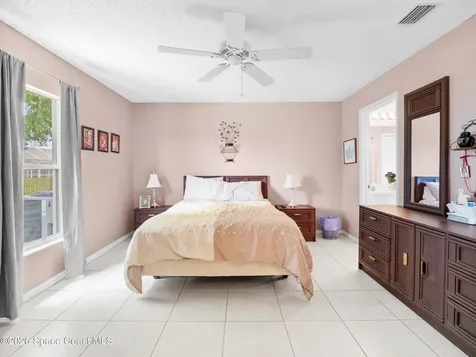 953 Del Mar Circle Melbourne FL 32904