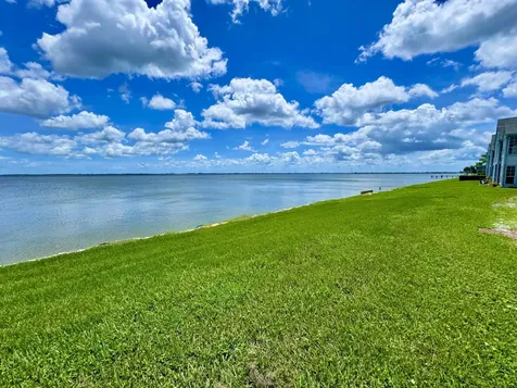 7020 N Highway 1 Highway Cocoa FL 32927