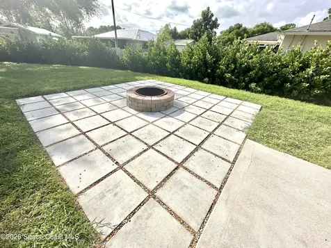 322 Warner Road SW Palm Bay FL 32908