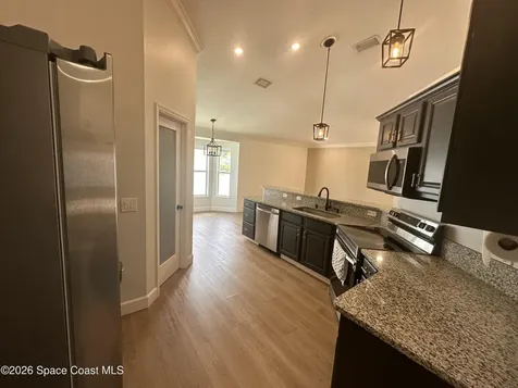322 Warner Road SW Palm Bay FL 32908