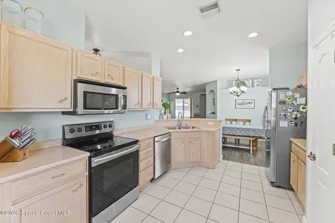 2291 Bridgeport Circle Rockledge FL 32955