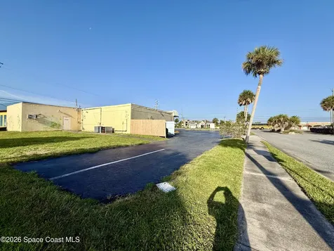 2110 N Courtenay Parkway Merritt Island FL 32953
