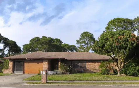 237 Emerson Drive NW Palm Bay FL 32907