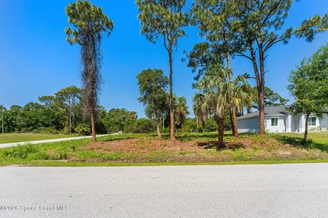 894 Underhill Avenue SE Palm Bay FL 32909