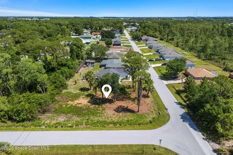 894 Underhill Avenue SE Palm Bay FL 32909