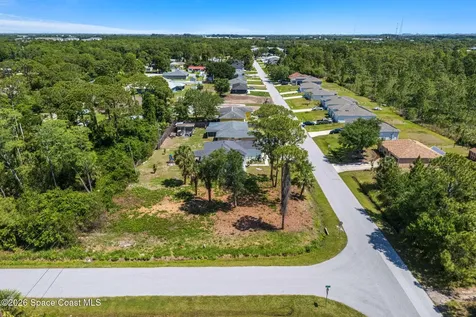 894 Underhill Avenue SE Palm Bay FL 32909