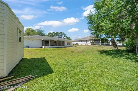 765 Cleaves Street SE Palm Bay FL 32909