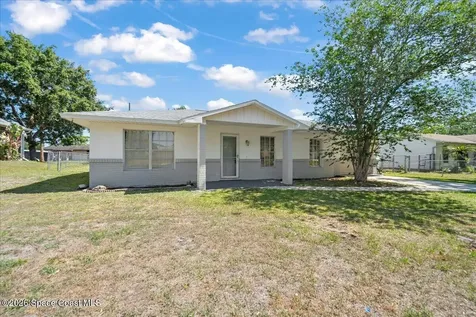 765 Cleaves Street SE Palm Bay FL 32909