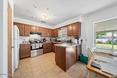 765 Cleaves Street SE Palm Bay FL 32909