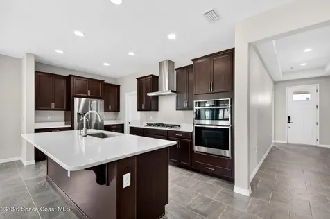 9222 Machin Place Melbourne FL 32940