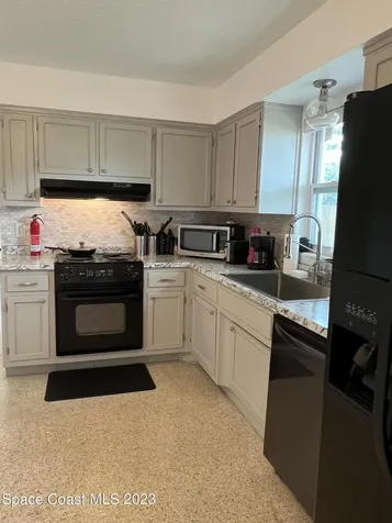 987 Kings Post Road Rockledge FL 32955