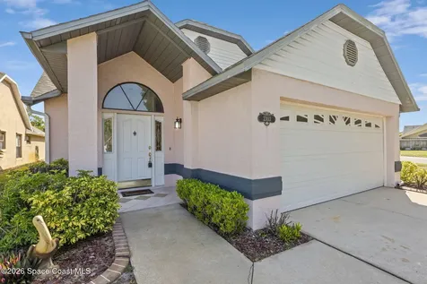 2303 Early Dawn Circle Melbourne FL 32935