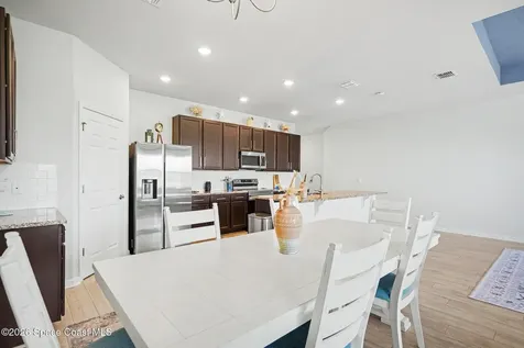947 Corbin Circle SW Palm Bay FL 32908