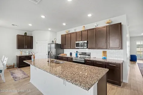 947 Corbin Circle SW Palm Bay FL 32908