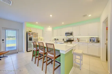 712 Papillon Street SW Palm Bay FL 32908