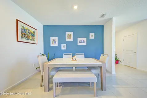 712 Papillon Street SW Palm Bay FL 32908