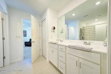 712 Papillon Street SW Palm Bay FL 32908