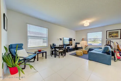 712 Papillon Street SW Palm Bay FL 32908