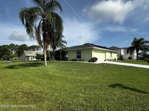 283 Umber Street NW Palm Bay FL 32907