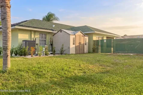 283 Umber Street NW Palm Bay FL 32907
