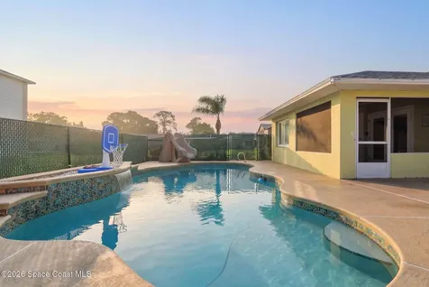 283 Umber Street NW Palm Bay FL 32907