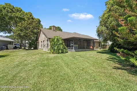 175 Memory Lane NE Palm Bay FL 32907
