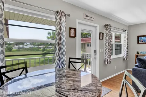 32 Pine Arbor Lane Vero Beach FL 32962