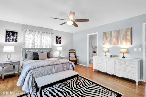 32 Pine Arbor Lane Vero Beach FL 32962