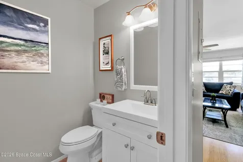 32 Pine Arbor Lane Vero Beach FL 32962
