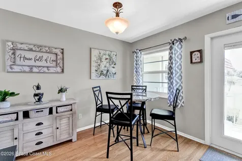 32 Pine Arbor Lane Vero Beach FL 32962