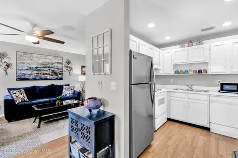 32 Pine Arbor Lane Vero Beach FL 32962