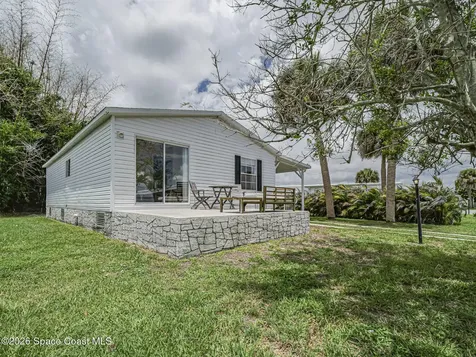 818 Thrush Circle Barefoot Bay FL 32976
