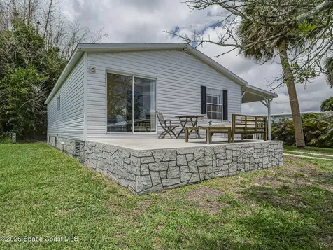 818 Thrush Circle Barefoot Bay FL 32976