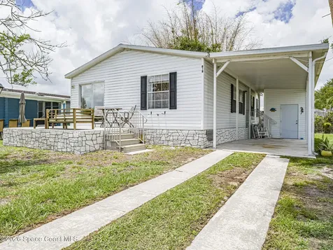818 Thrush Circle Barefoot Bay FL 32976