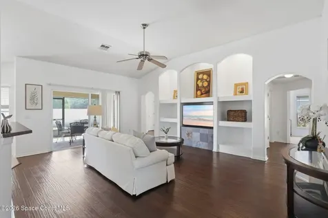 5637 Autumn Chase Circle Sanford FL 32771