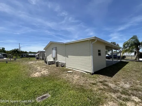 6171 98th Road Sebastian FL 32958