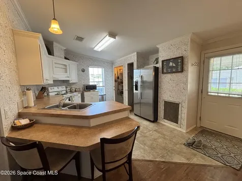 6171 98th Road Sebastian FL 32958