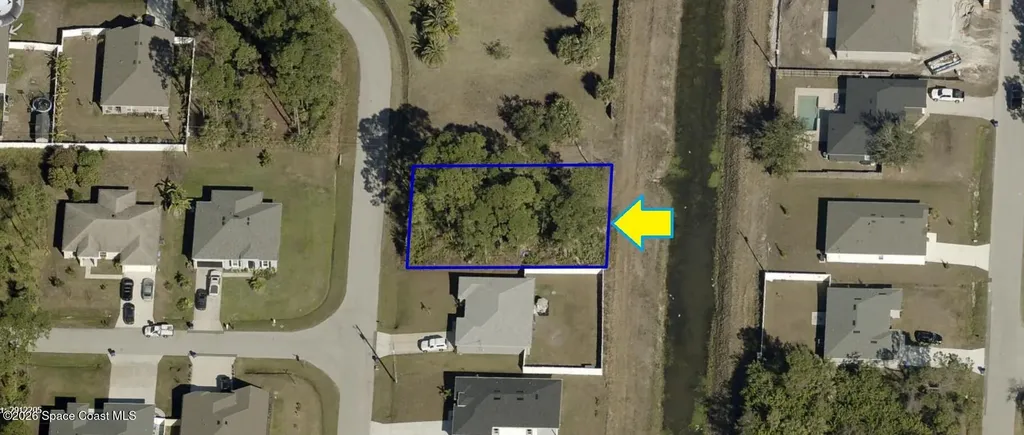 2321 Hagoplan Avenue SW Palm Bay FL 32908