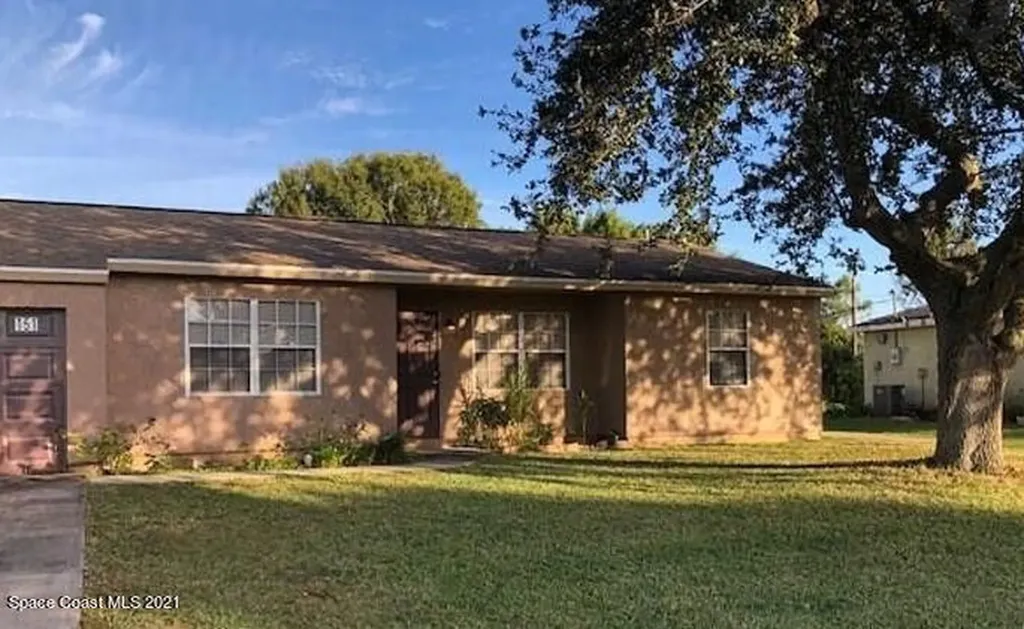 151 Mabry Street Sebastian FL 32958