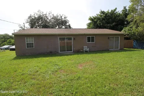 151 Mabry Street Sebastian FL 32958