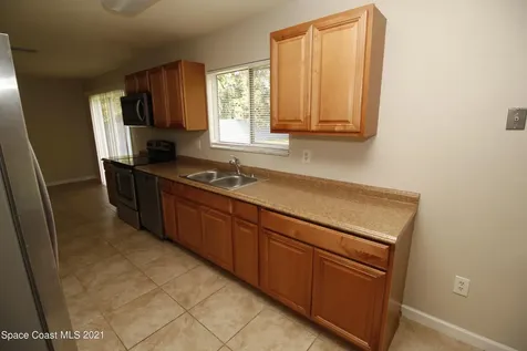 151 Mabry Street Sebastian FL 32958
