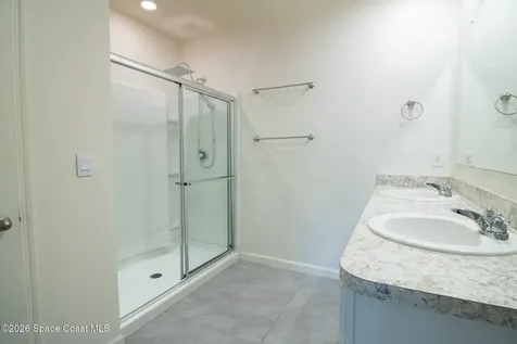 471 Old Country Road SE Palm Bay FL 32909