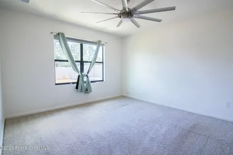 471 Old Country Road SE Palm Bay FL 32909