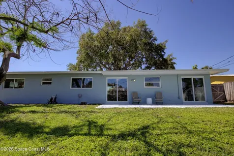 1210 Yacht Club Boulevard Indian Harbour Beach FL 32937
