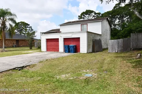 1682 Glencove Avenue NW Palm Bay FL 32907